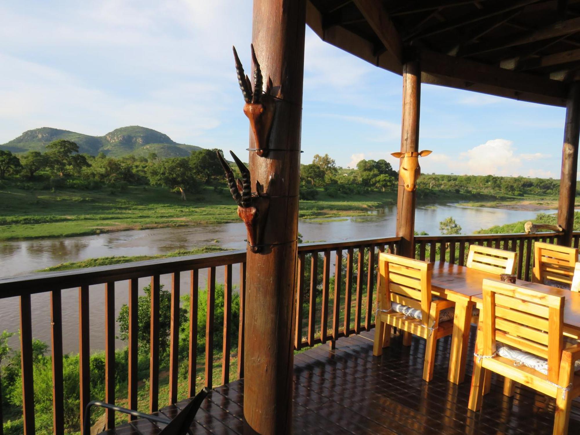 Riverview Inn Malalane Ngoại thất bức ảnh